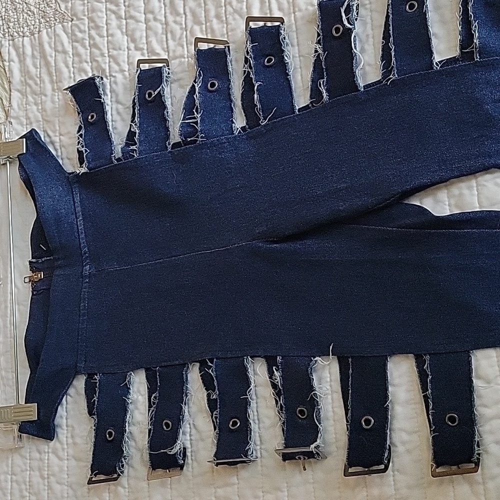 NWOT Hot & Delicious Size M Sidecut Jeggings